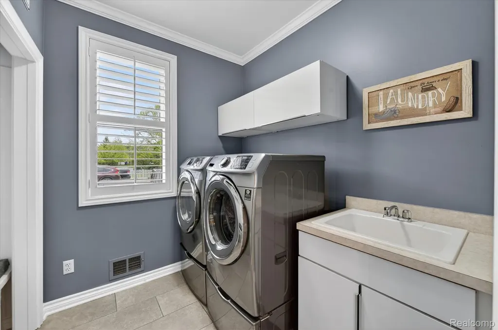 744 Constitution Street Canton Charter Township MI 48188