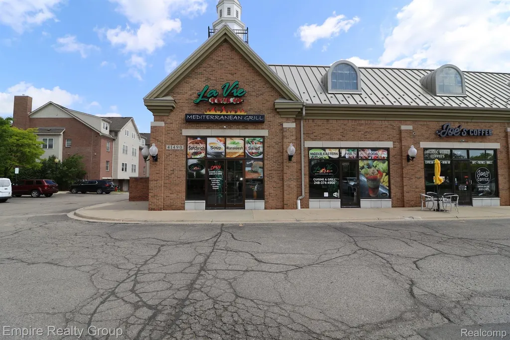 41490 Grand River Avenue Novi City MI 48375