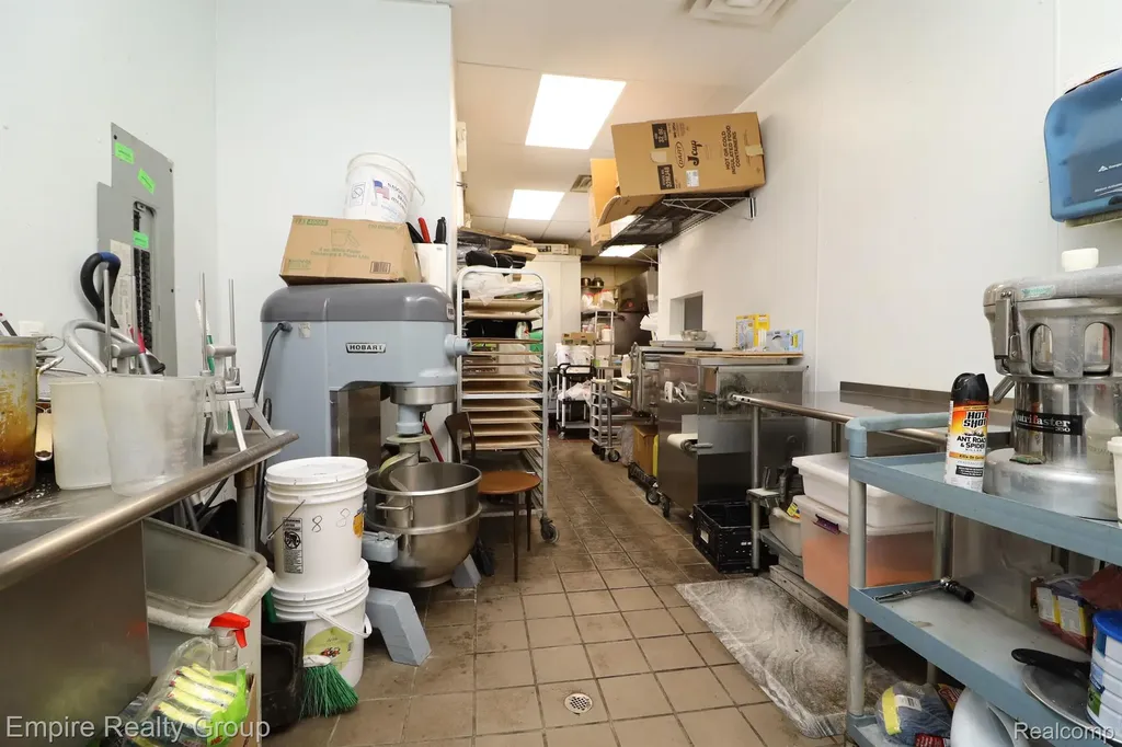 41490 Grand River Avenue Novi City MI 48375