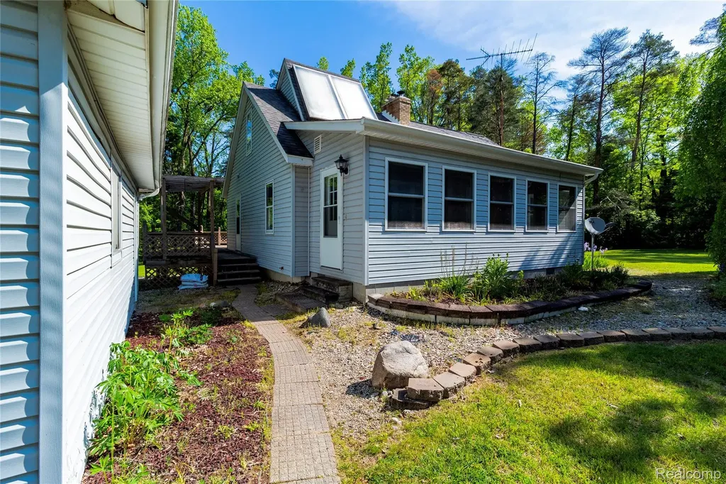 9051 Vienna Road Forest Township MI 48463