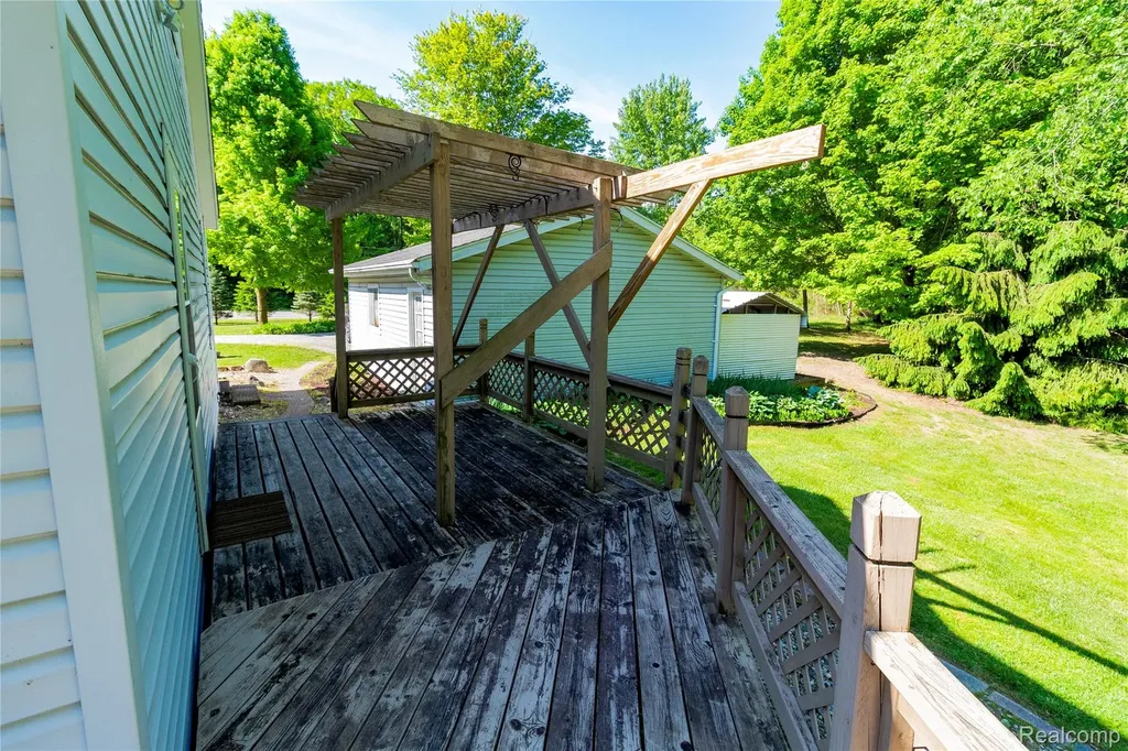 9051 Vienna Road Forest Township MI 48463