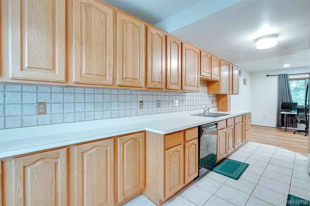 22857 Cranbrooke Drive Novi City MI 48375