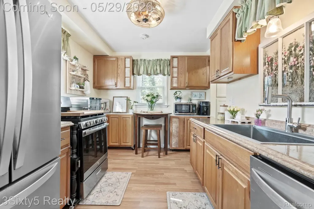 23665 Baske Street Taylor City MI 48180