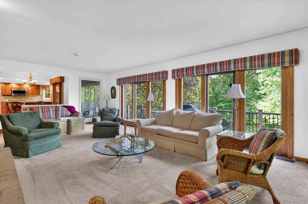 12664 Lashbrook Lane W Brighton Township MI 48114