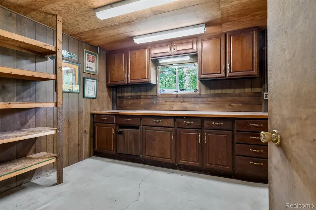 12664 Lashbrook Lane W Brighton Township MI 48114