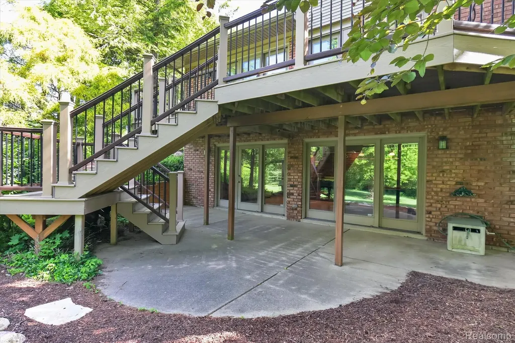 12664 Lashbrook Lane W Brighton Township MI 48114