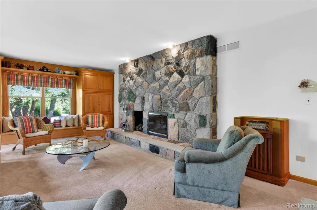 12664 Lashbrook Lane W Brighton Township MI 48114