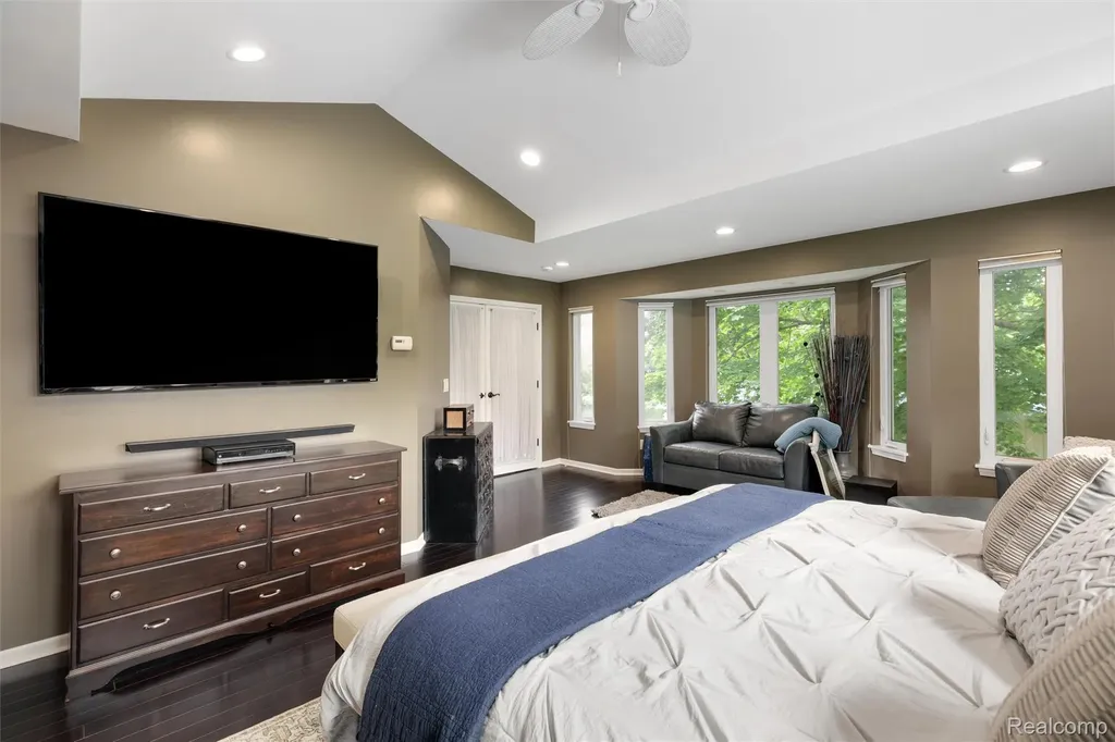 8950 Riverview Dexter Township MI 48169