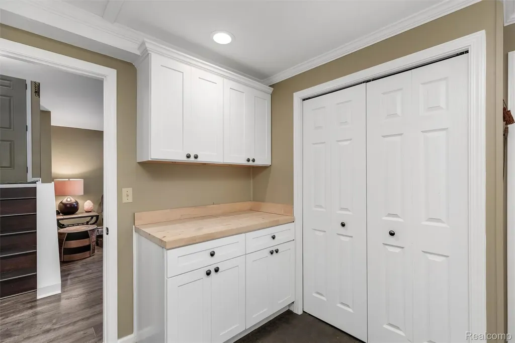 8950 Riverview Dexter Township MI 48169