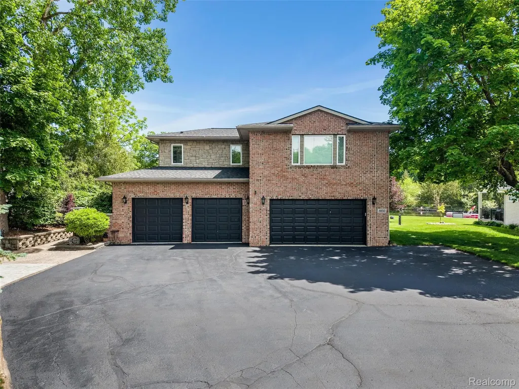 8950 Riverview Dexter Township MI 48169