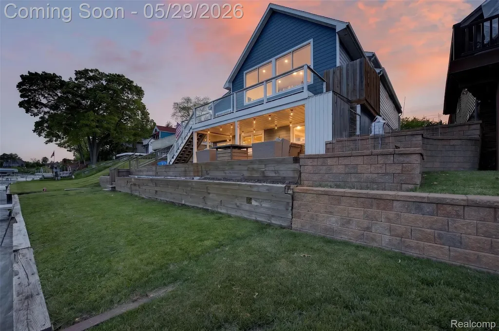 15185 Marl Drive Fenton Charter Township MI 48451