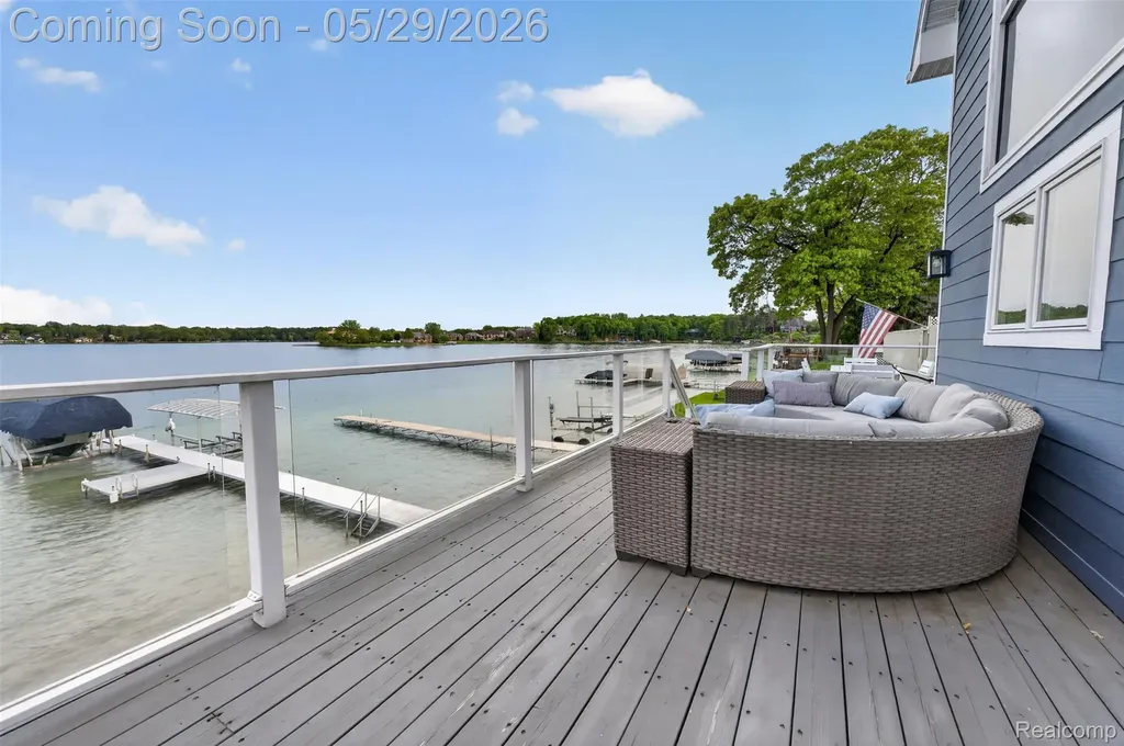 15185 Marl Drive Fenton Charter Township MI 48451