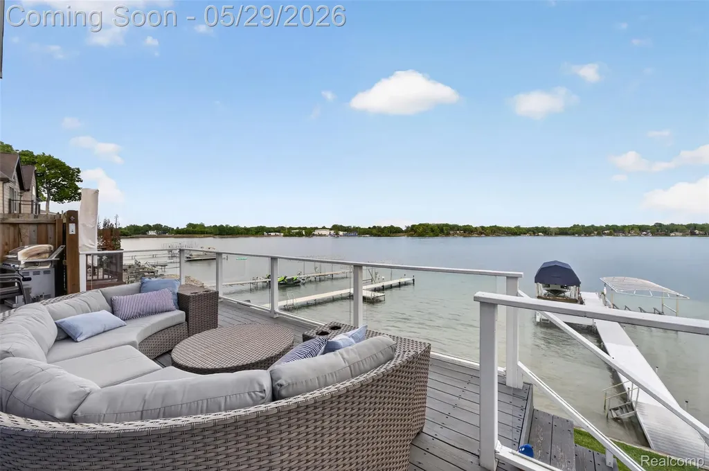 15185 Marl Drive Fenton Charter Township MI 48451