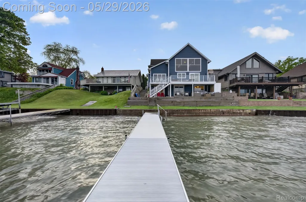 15185 Marl Drive Fenton Charter Township MI 48451
