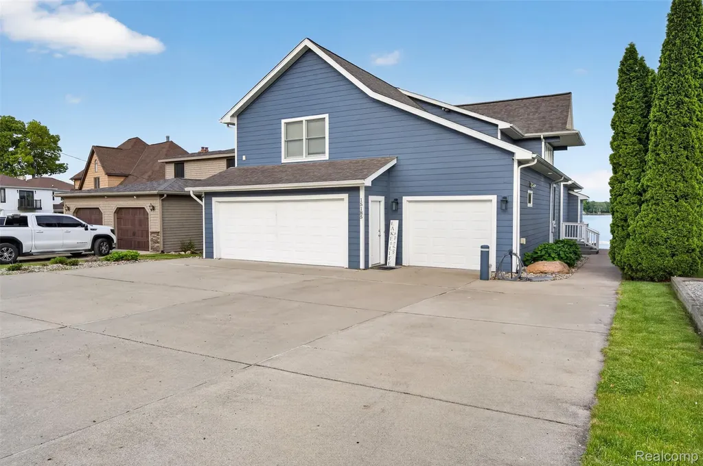15185 Marl Drive Fenton Charter Township MI 48451