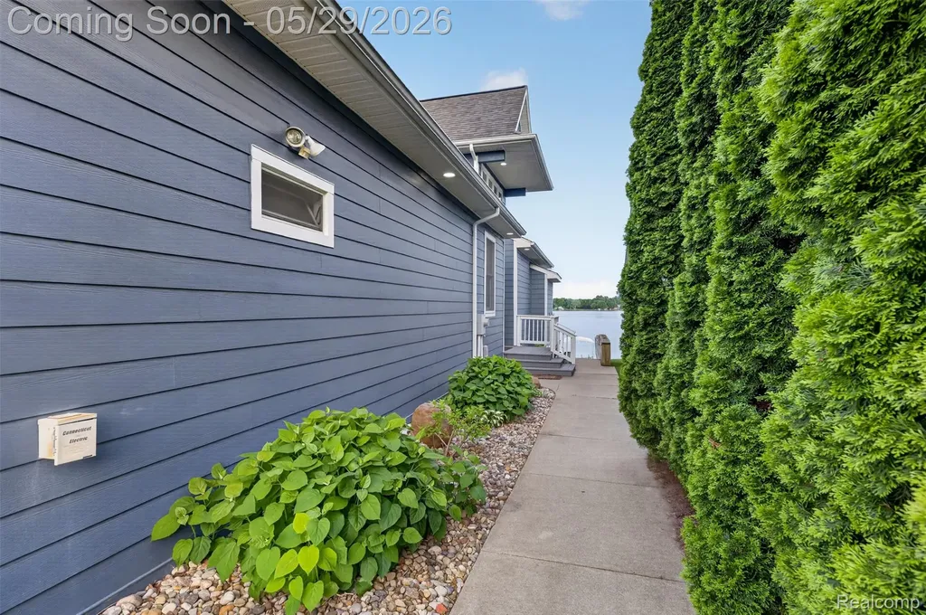 15185 Marl Drive Fenton Charter Township MI 48451