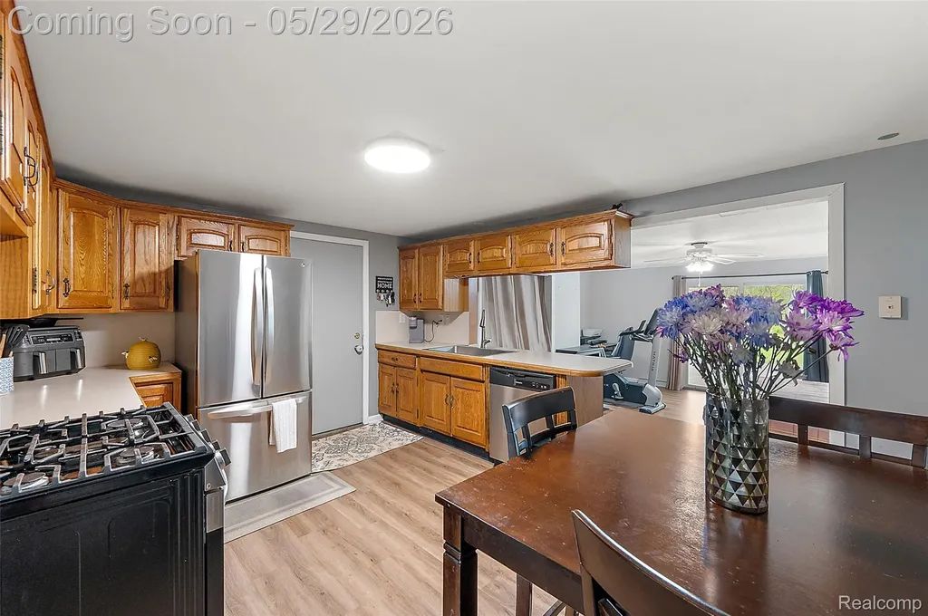4407 Gilbert Street Columbiaville Village MI 48421