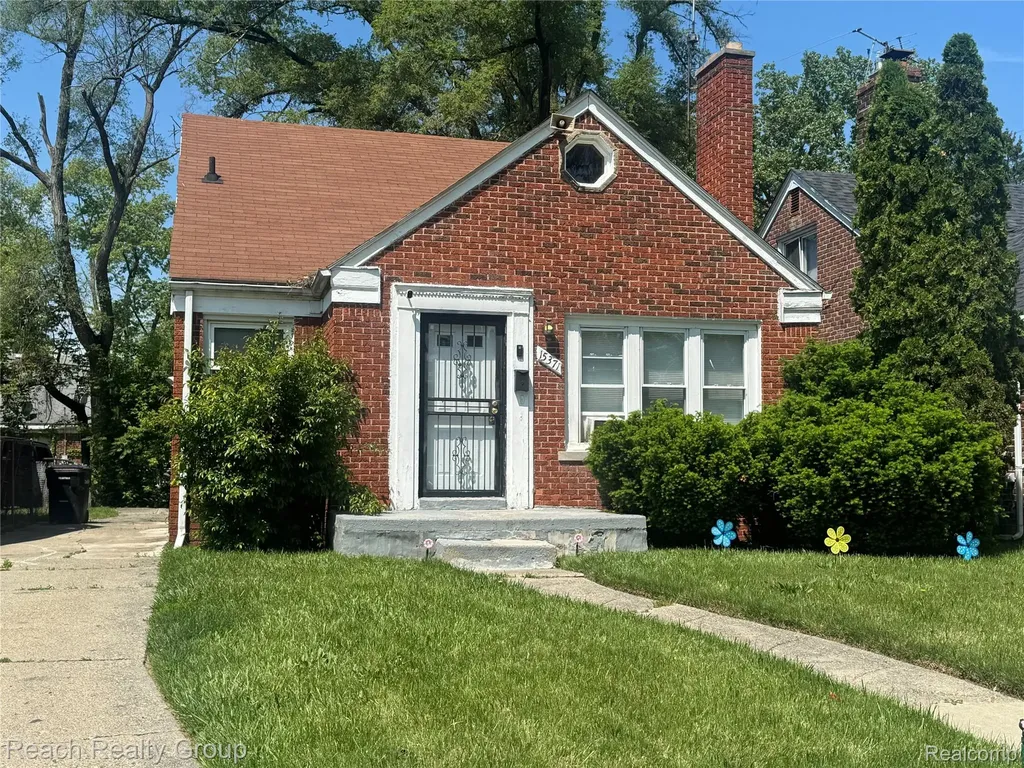 15371 Heyden Street Detroit City MI 48223