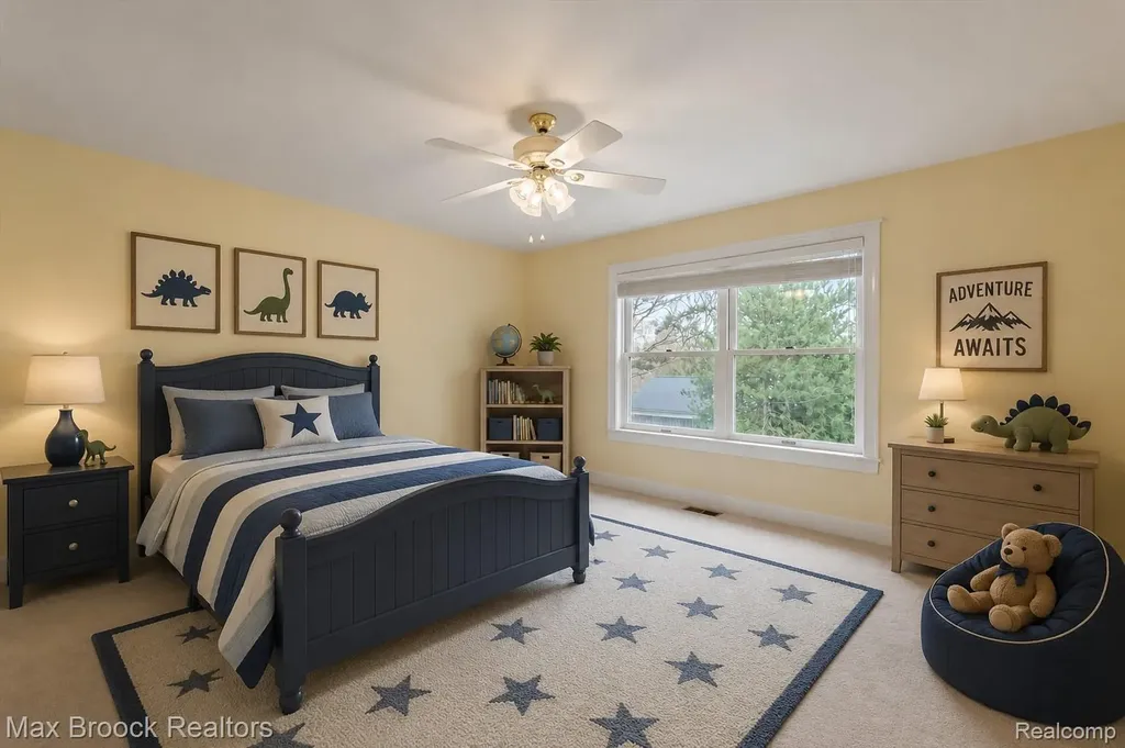 363 Sycamore Court Bloomfield Charter Township MI 48302