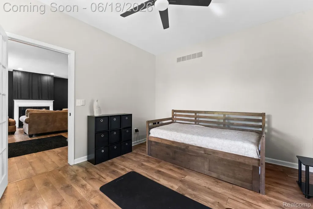 43126 Alcott Circle Novi City MI 48377