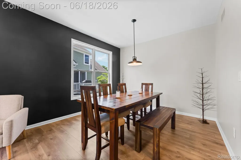 43126 Alcott Circle Novi City MI 48377