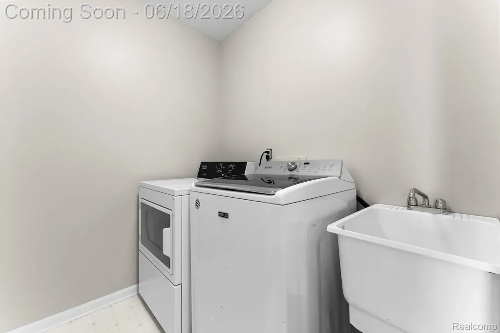 43126 Alcott Circle Novi City MI 48377