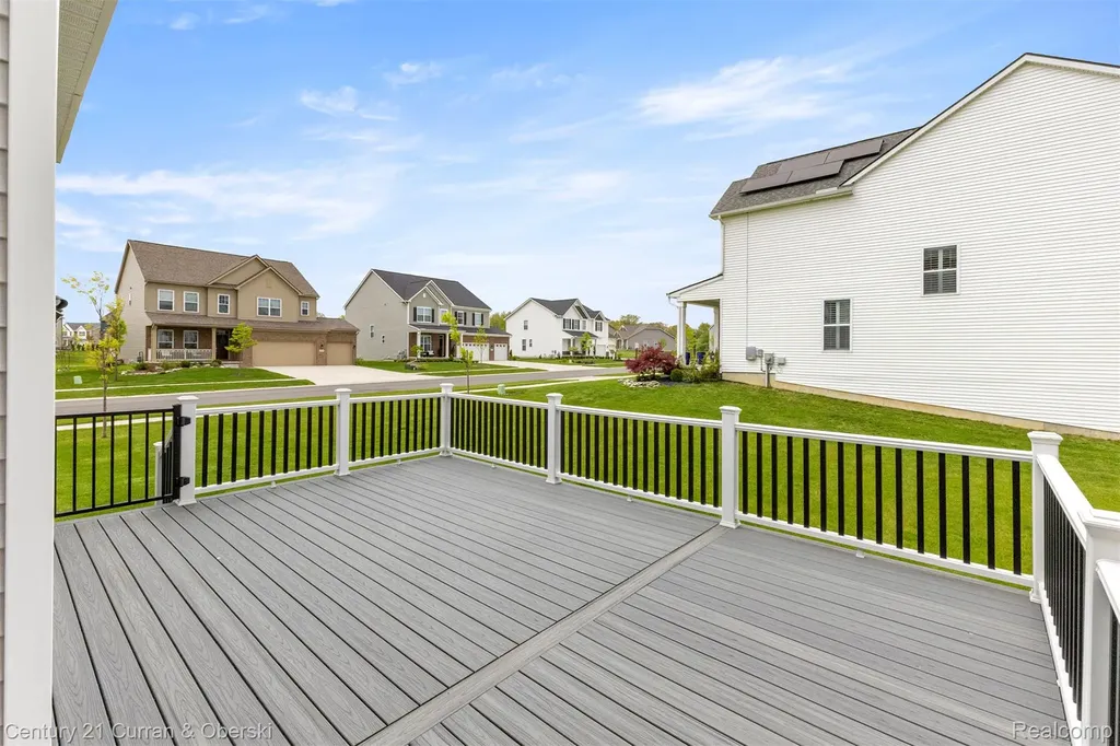 2717 Salt Springs Drive Saline Township MI 48176