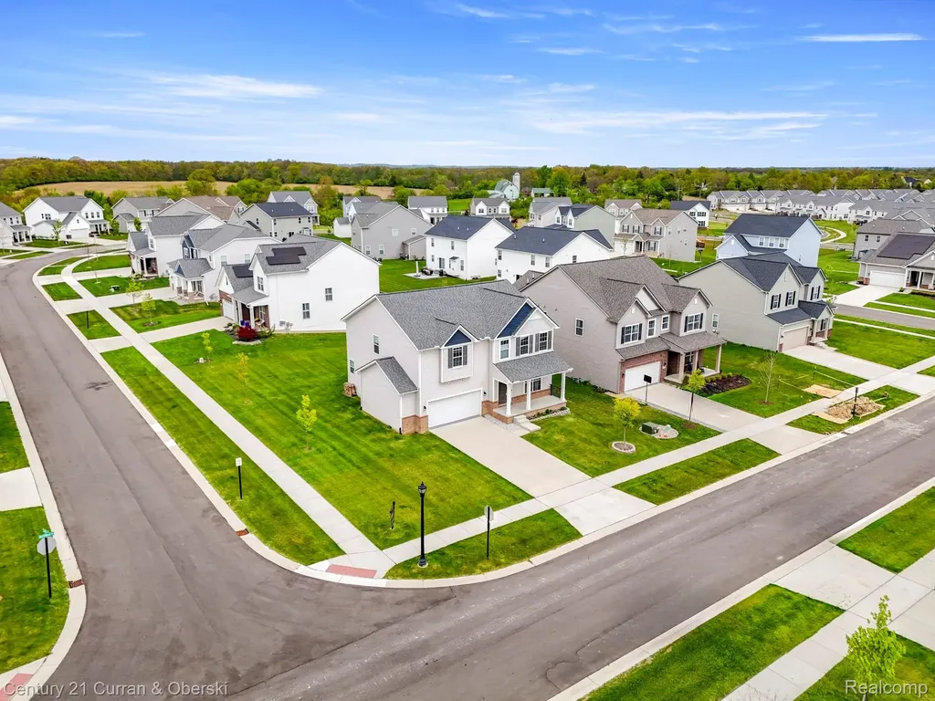2717 Salt Springs Drive Saline Township MI 48176