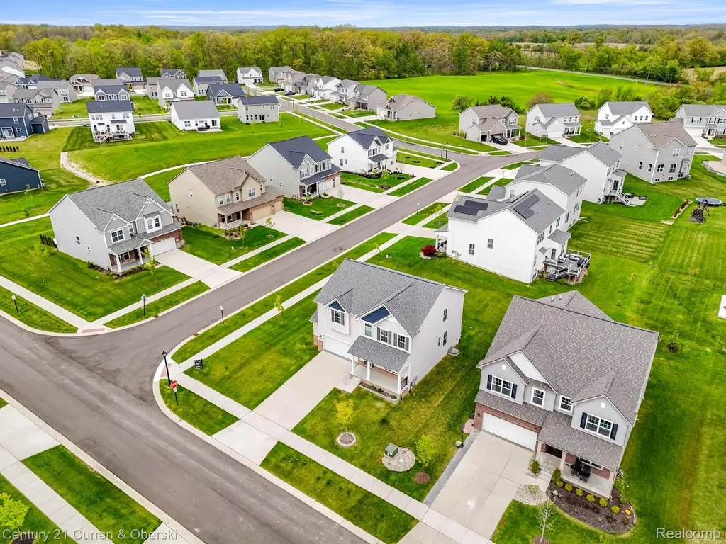 2717 Salt Springs Drive Saline Township MI 48176