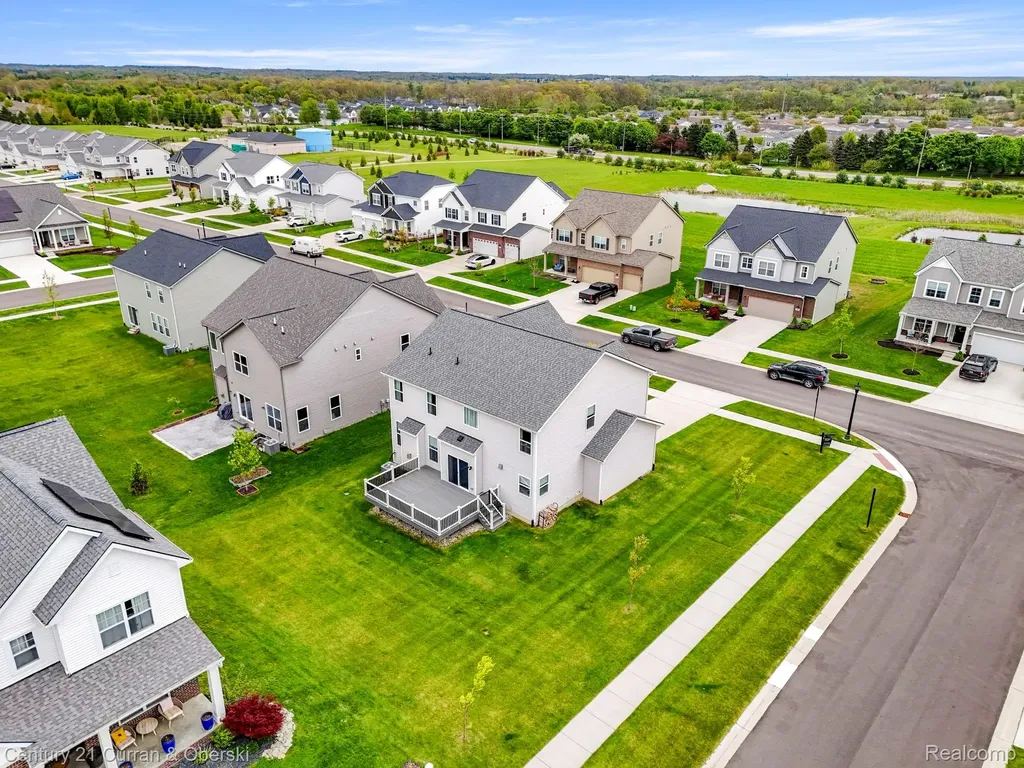 2717 Salt Springs Drive Saline Township MI 48176