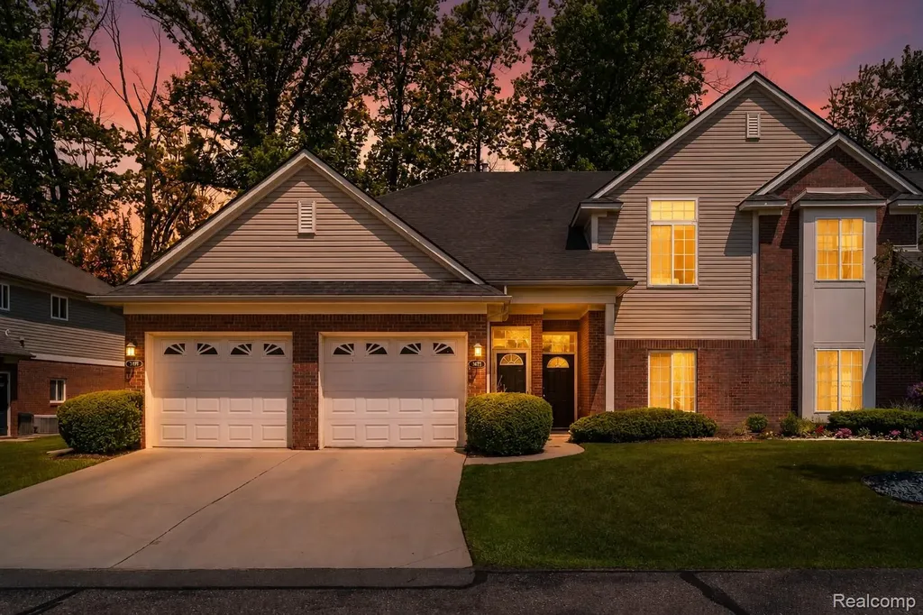 3695 Eagle Creek Drive Shelby Charter Township MI 48317