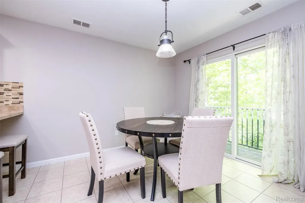 3695 Eagle Creek Drive Shelby Charter Township MI 48317