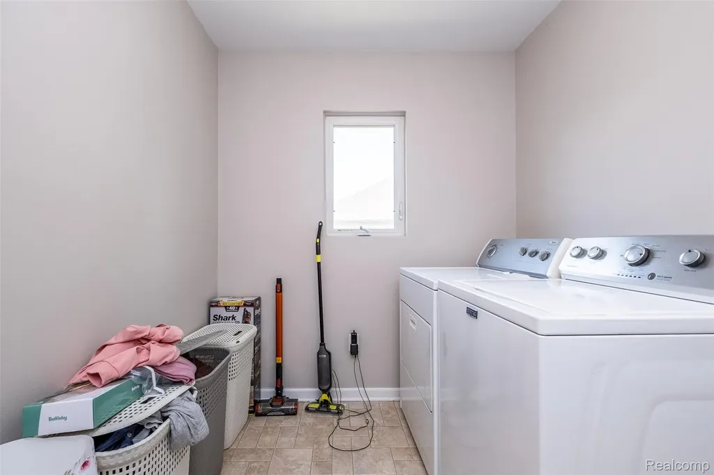 3695 Eagle Creek Drive Shelby Charter Township MI 48317