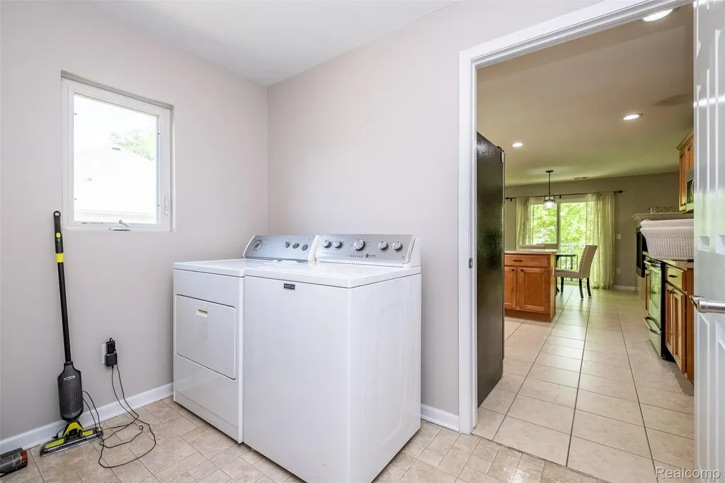 3695 Eagle Creek Drive Shelby Charter Township MI 48317