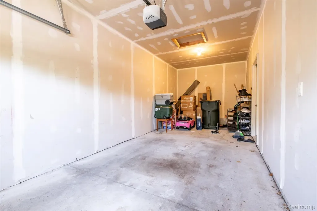 3695 Eagle Creek Drive Shelby Charter Township MI 48317
