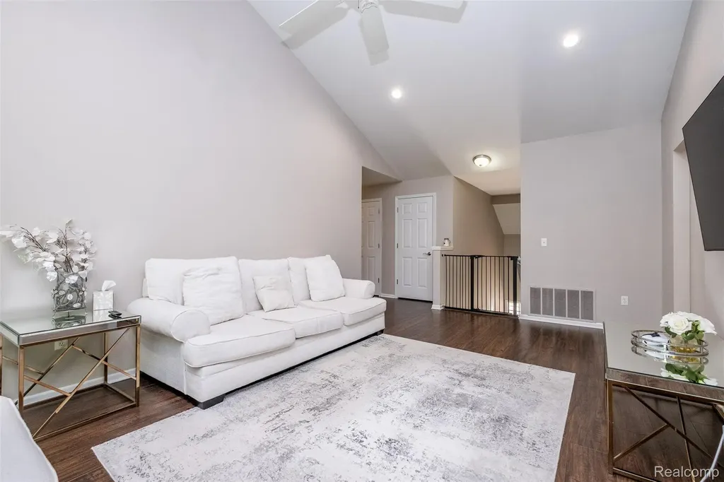 3695 Eagle Creek Drive Shelby Charter Township MI 48317