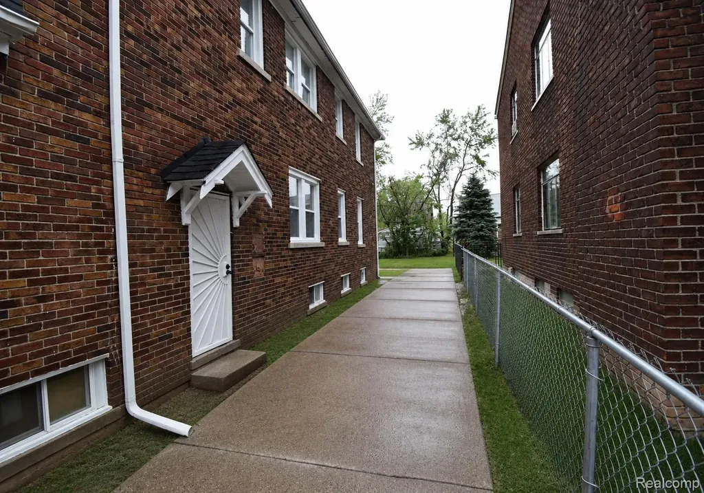 5072 Beaconsfield Street Detroit City MI 48224