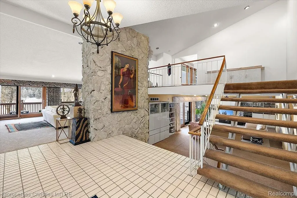 1808 Moors Court Bloomfield Hills City MI 48302