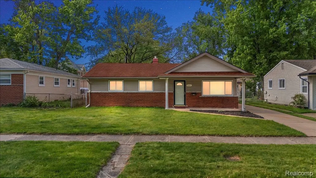 26061 Cameo Court Madison Heights City MI 48071