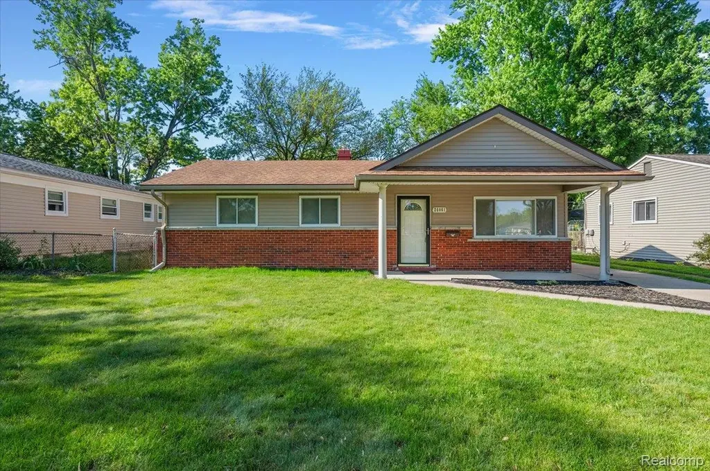 26061 Cameo Court Madison Heights City MI 48071