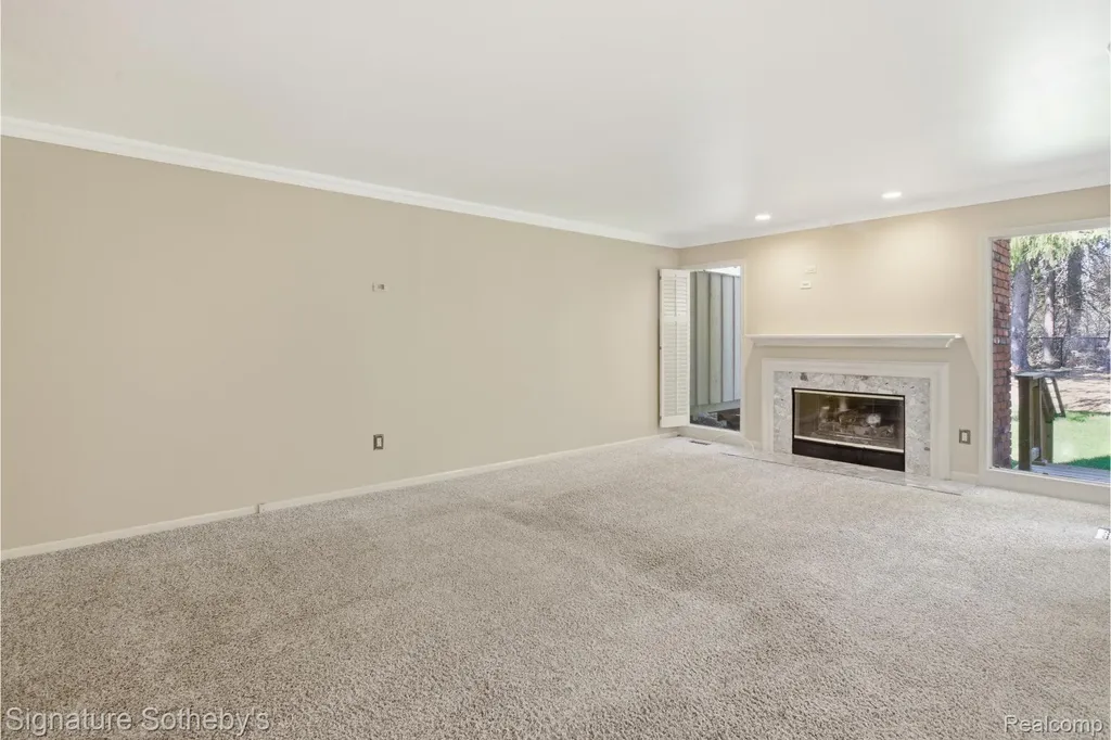 24122 Bingham Pointe Drive Bingham Farms Village MI 48025