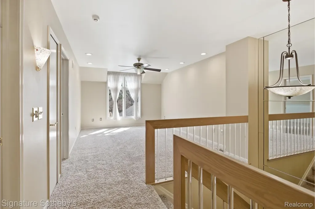 24122 Bingham Pointe Drive Bingham Farms Village MI 48025
