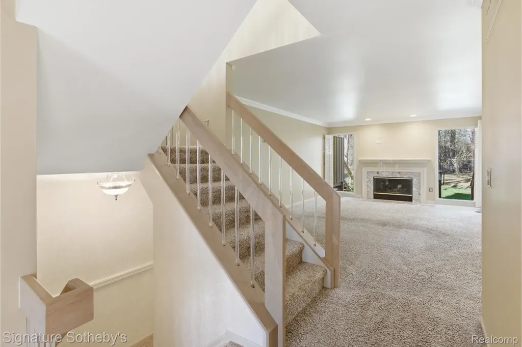 24122 Bingham Pointe Drive Bingham Farms Village MI 48025