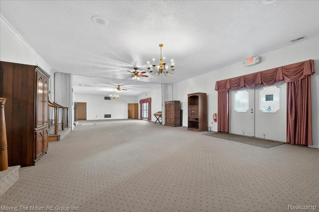 209 Main Street Belleville City MI 48111