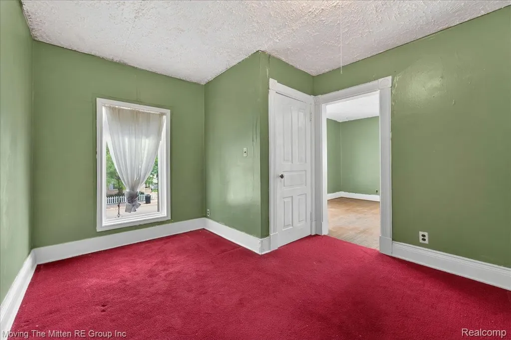 209 Main Street Belleville City MI 48111