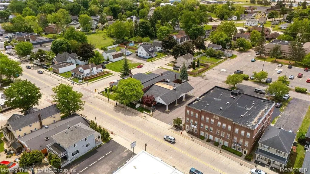 209 Main Street Belleville City MI 48111