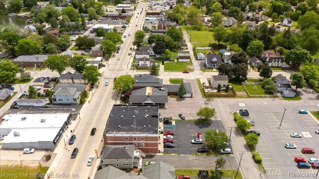 209 Main Street Belleville City MI 48111