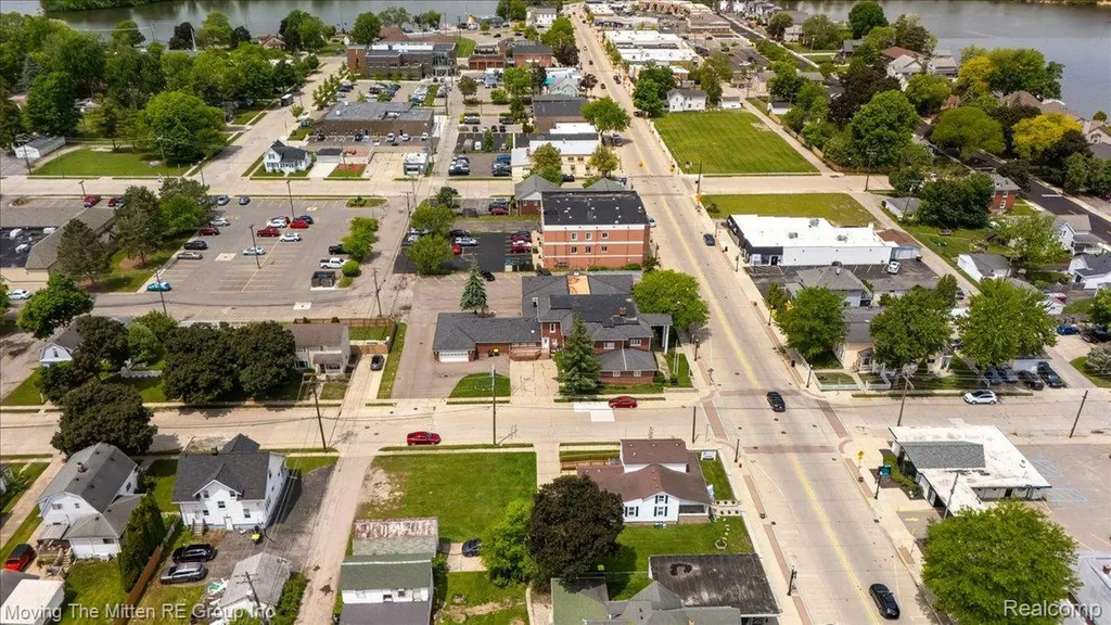 209 Main Street Belleville City MI 48111