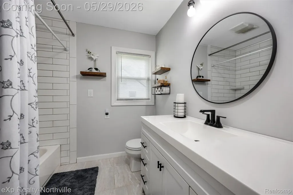 46049 Chatsworth Drive Van Buren Charter Township MI 48111