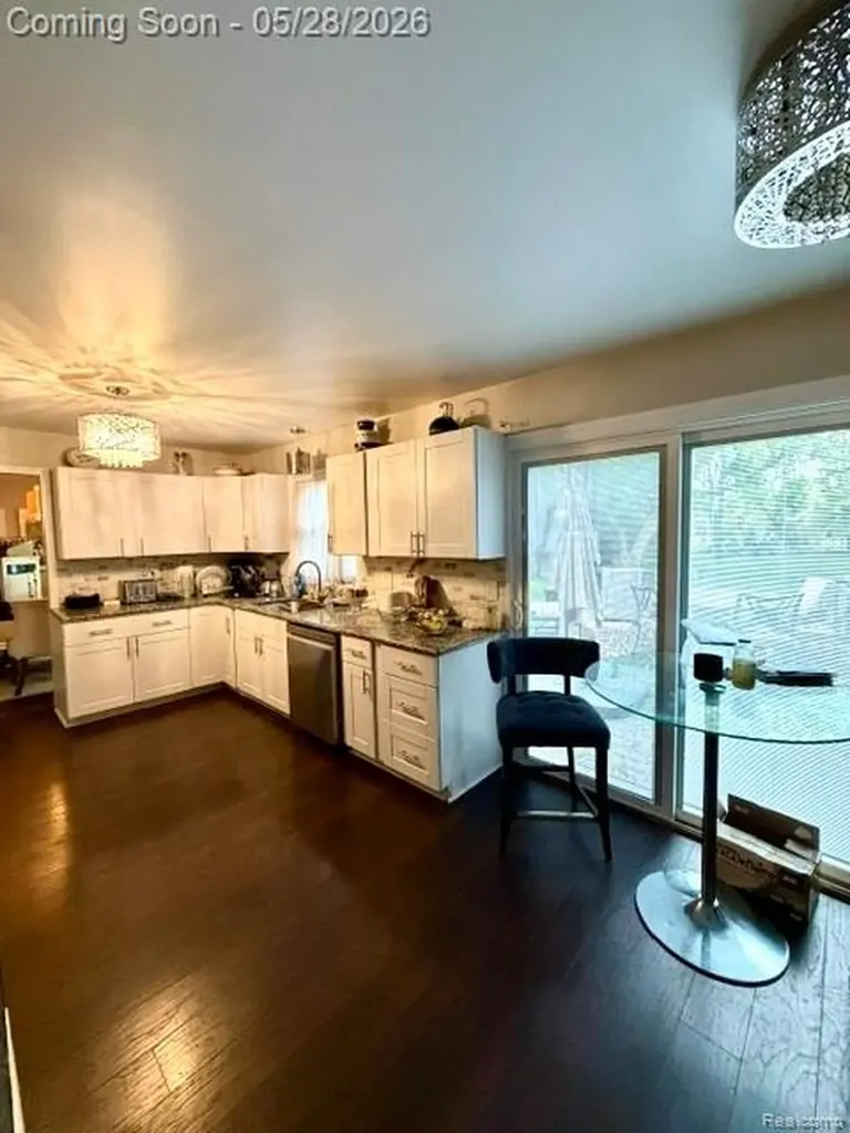 42263 Palmer Road Canton Charter Township MI 48188